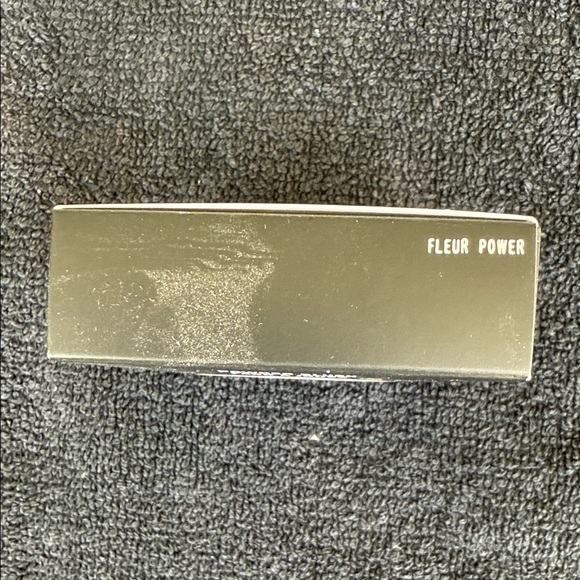 Fleur Power Black Box - Picture 1 of 2